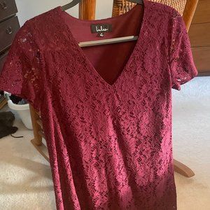 Lulu's Red V-neck Lace short sleeve Dress